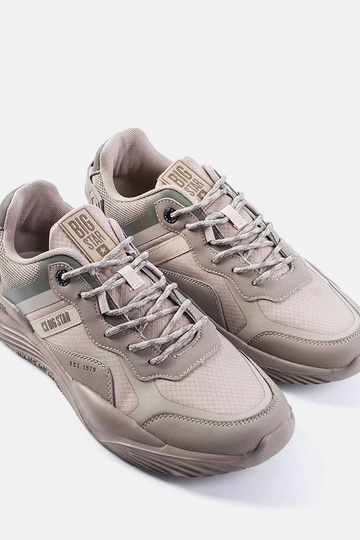 Sandfarbene Sportschuhe,... 2