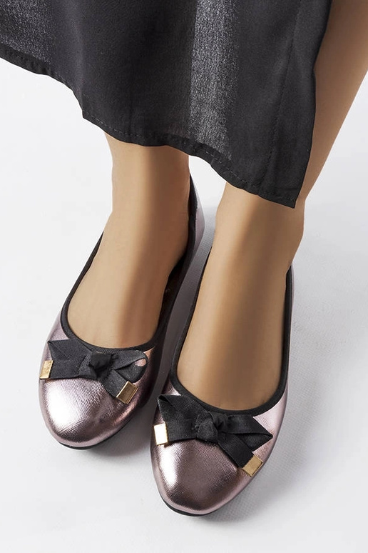 Silber Metallic Ballerinas mit... Silber Metallic Ballerinas mit...