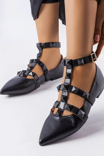 Schwarze Ballerinas mit spektakulärer Blur-Schließe