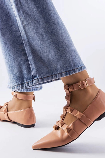 Beige Ballerinas mit auffälliger Blur-Schließe 2