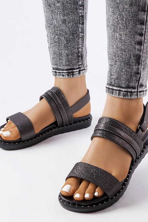 Schwarze, glänzende Felicienne-Sandalen