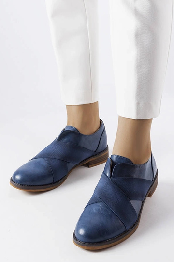 Marineblaue elegante...