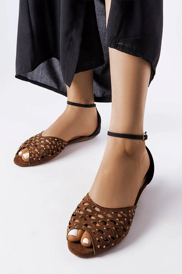 Braune durchbrochene...