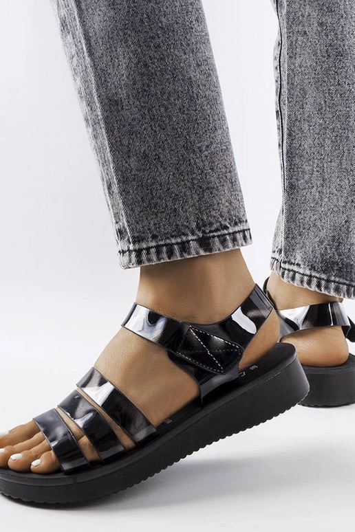 Covillon – Schwarze Keilsandalen aus... Covillon – Schwarze Keilsandalen aus...