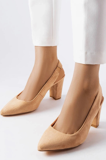 Beige Pumps mit Blockabsatz... 2