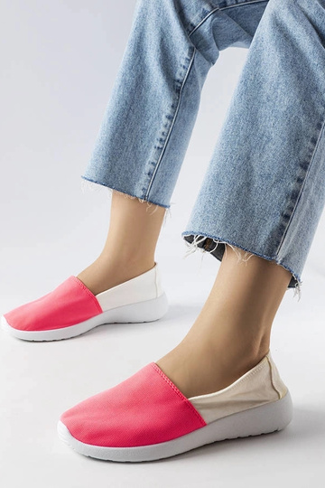 Slip-On-Sneakers Winding in Weiß und Rosa