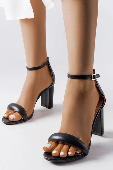 Schwarze Hane-Sandalen mit... 2