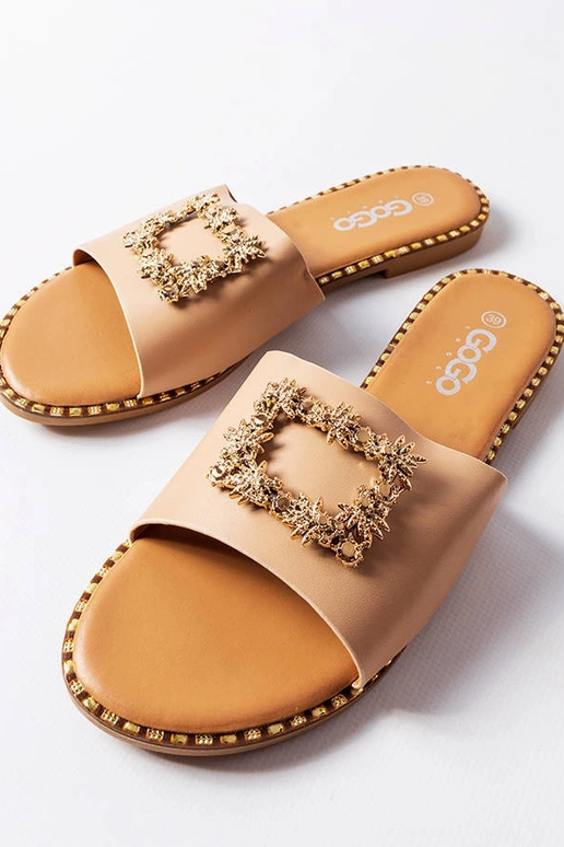 Sandfarbene Slipper mit Dekoration,...