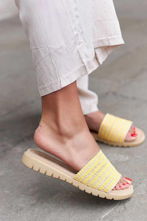 Capovalle – Geflochtene Flip-Flops in... Capovalle – Geflochtene Flip-Flops in...