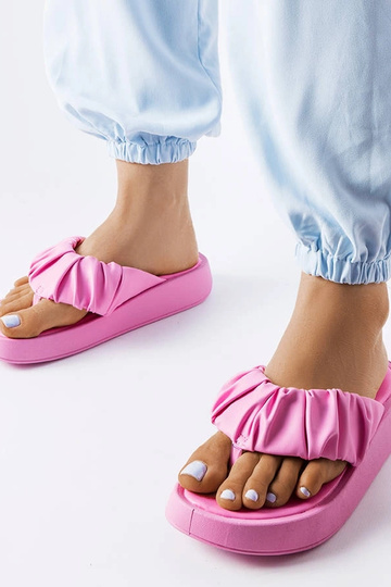 Filena – Rosa geraffte Flip-Flops 2