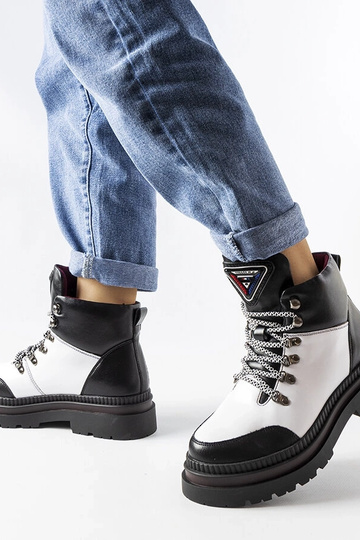 Isolierte Stiefel in... 2