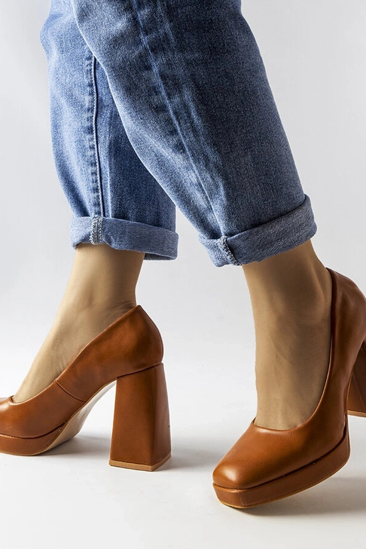 Braune Mailly Pumps mit hohem Absatz Braune Mailly Pumps mit hohem Absatz