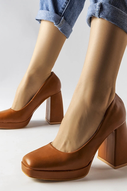 Braune Mailly Pumps mit hohem Absatz Braune Mailly Pumps mit hohem Absatz