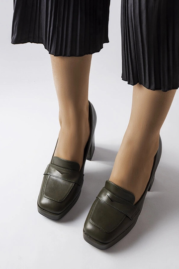 Dunkelgrüne Pumps mit hohem Absatz Inès 2