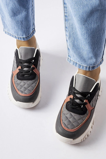 Graue Sneakers mit bunten Einsätzen Esquibel 2