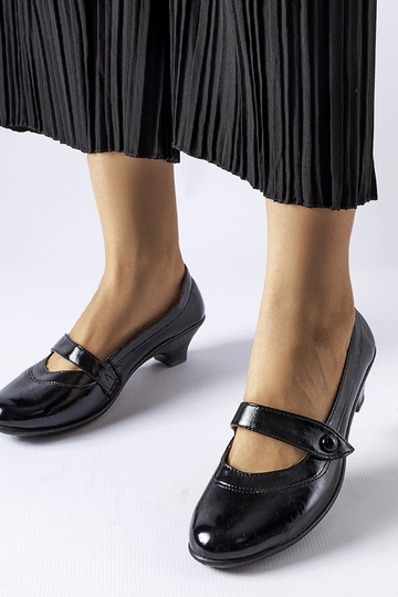 Schwarze Pumps mit...