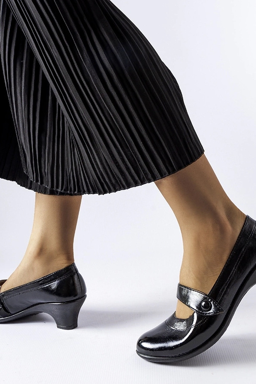 Schwarze Pumps mit niedrigem Absatz Simi