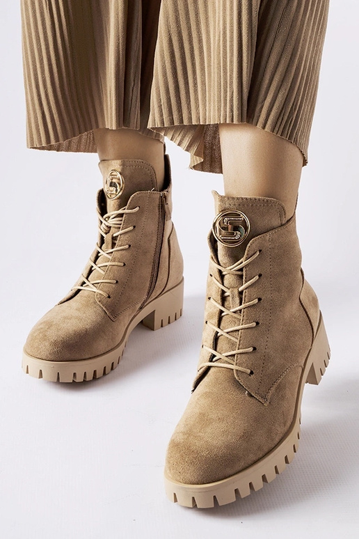 Beige isolierte... Beige isolierte...