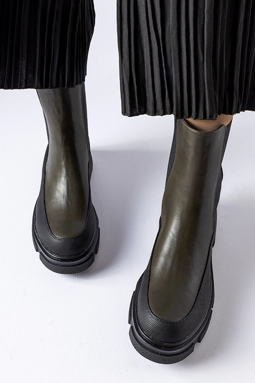 Schlupfstiefeletten „Faisal“ in Grün...