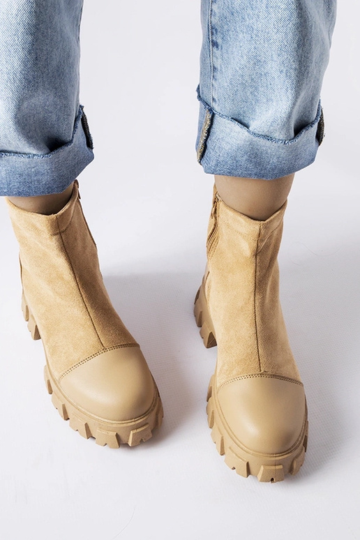 Beige Kunstwildleder-Arbeitsschuhe... Beige Kunstwildleder-Arbeitsschuhe...