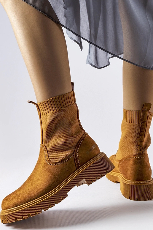 Braune Kunstwildleder-Stiefel Big... Braune Kunstwildleder-Stiefel Big...