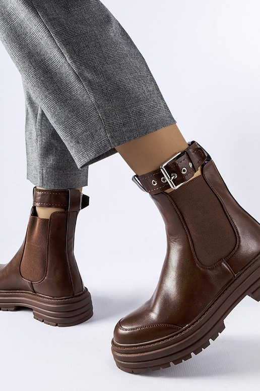 Braune Stiefeletten mit dekorativer...