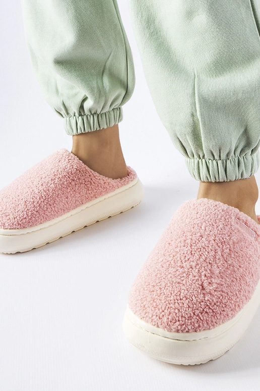Rosa isolierte Hausschuhe Big Star...