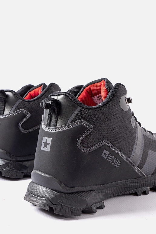 Schwarze isolierte Big Star-Stiefel... Schwarze isolierte Big Star-Stiefel...