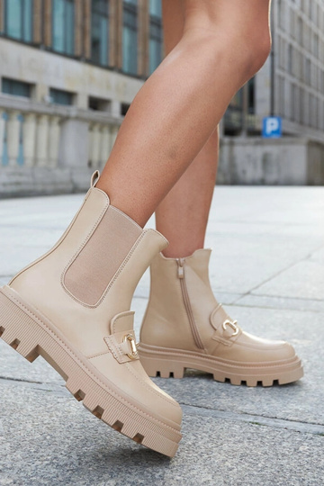 Dunkelbeige Stiefel mit...