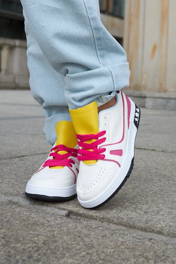 Archie – Rosa-weiße Sneakers mit gelber Zunge 2