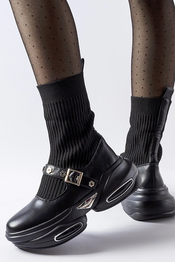 Ivana schwarze Sockenstiefel