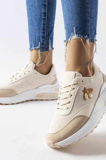 Beige-weiße Sneaker mit dekorativem Acciano-Faden