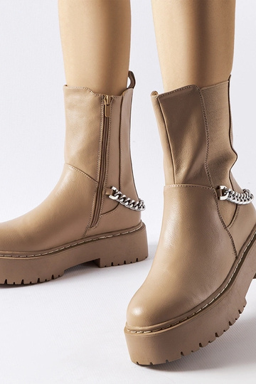 Beige Stiefel mit Kette,...