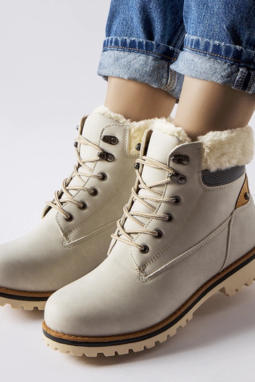 Graue isolierte Stiefel... 2