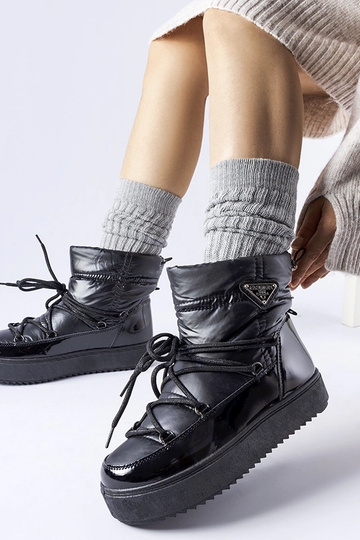 Schwarze isolierte Schneestiefel mit Gummiband Oslavia