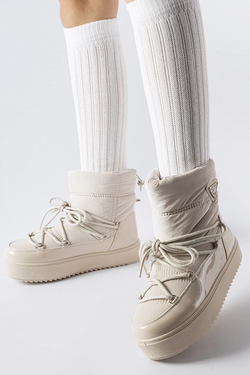Beige isolierte... 2