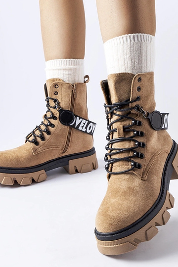Beige Stiefel mit... 2