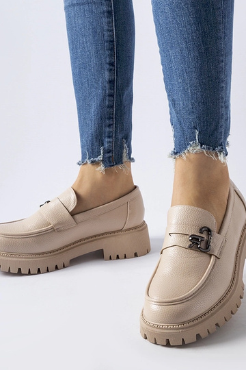 Beige klassische Loafer mit...
