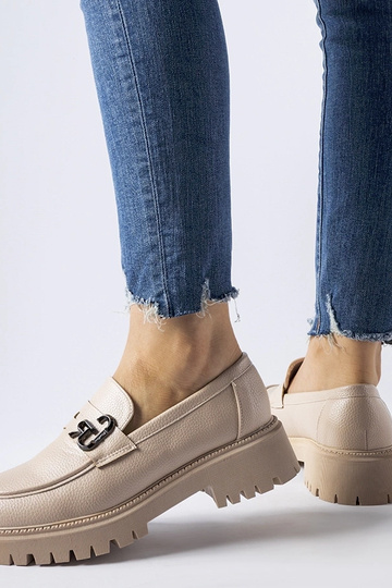 Beige klassische Loafer mit Schnalle Francesca 2