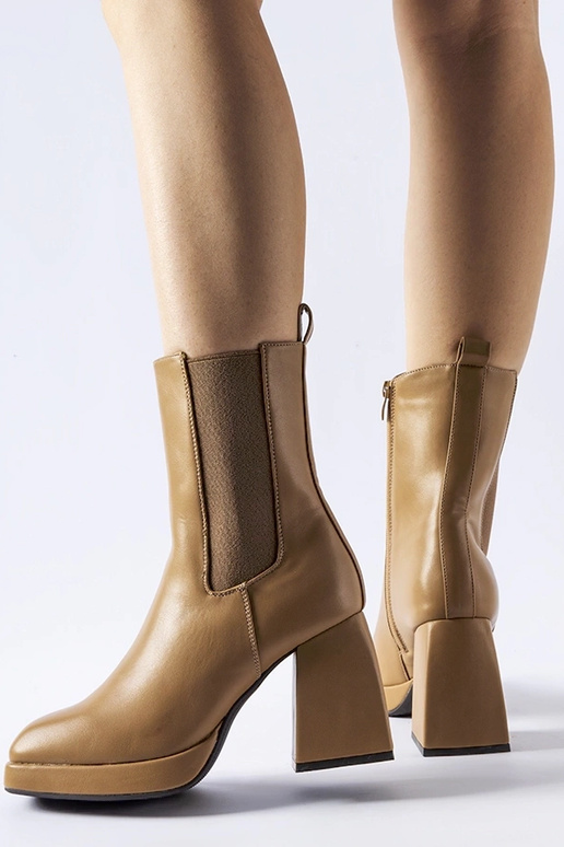 Braune isolierte Stiefeletten mit...