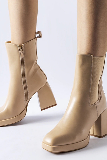Beige isolierte...
