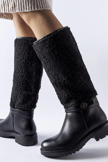 Schwarze Stiefel mit... 2