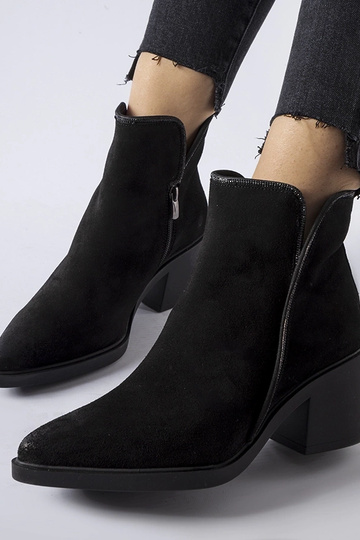 Karino schwarze... 2