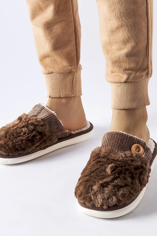 Braune isolierte Lakeland-Hausschuhe