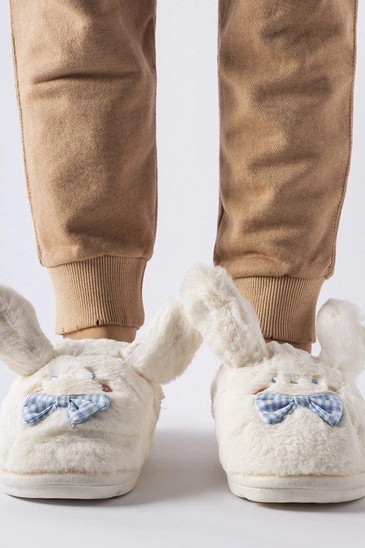 Weiße Hausschuhe mit Ohren und...