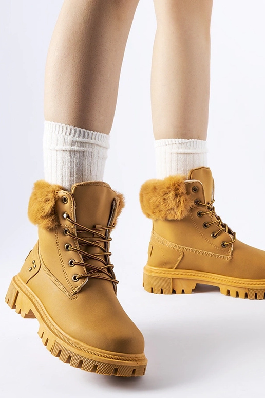 Braune Stiefel mit Felldekor Alberta