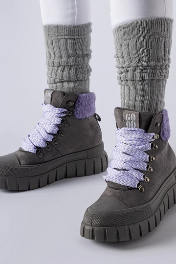 Graue Stiefeletten mit lila...