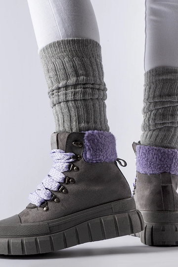 Graue Stiefeletten mit lila... 2