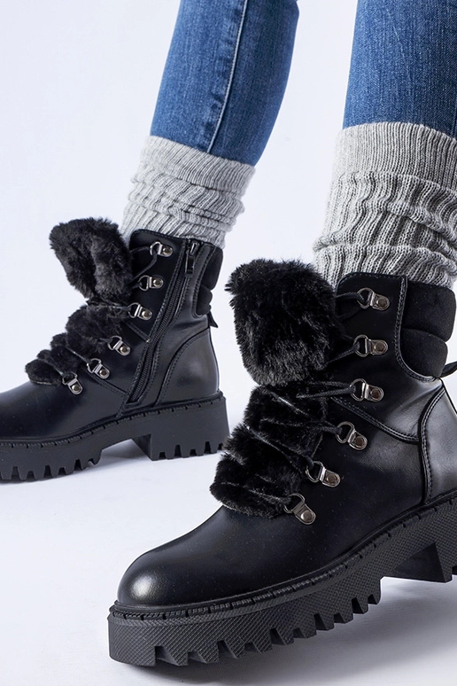 Schwarze Arbeiter mit dekorativem...