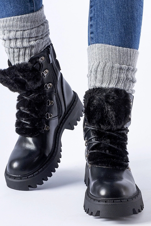 Schwarze Arbeiter mit dekorativem...